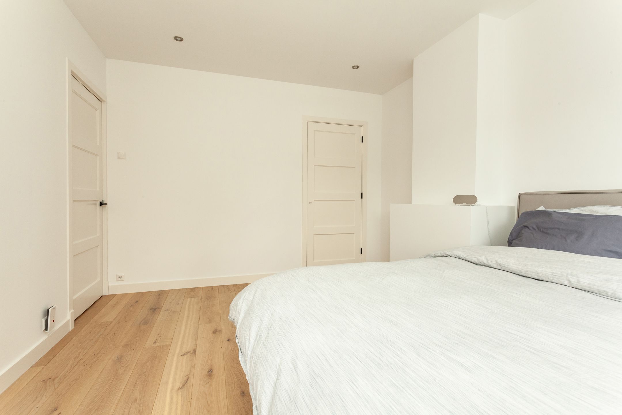 Foto 24 van Van Zuylen van Nijeveltstraat 196