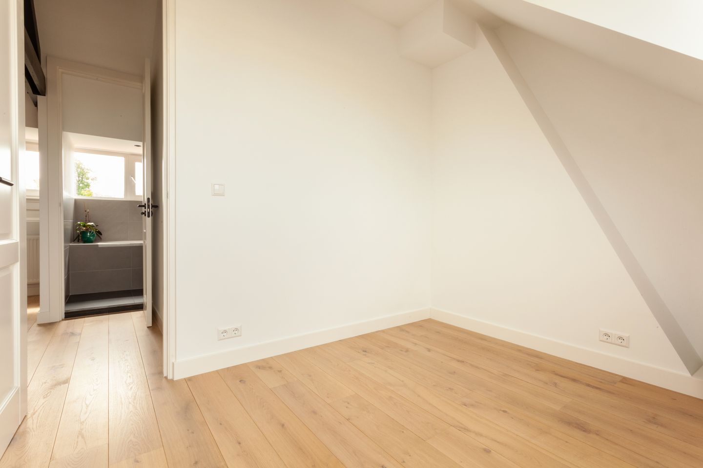 Foto 34 van Van Zuylen van Nijeveltstraat 196