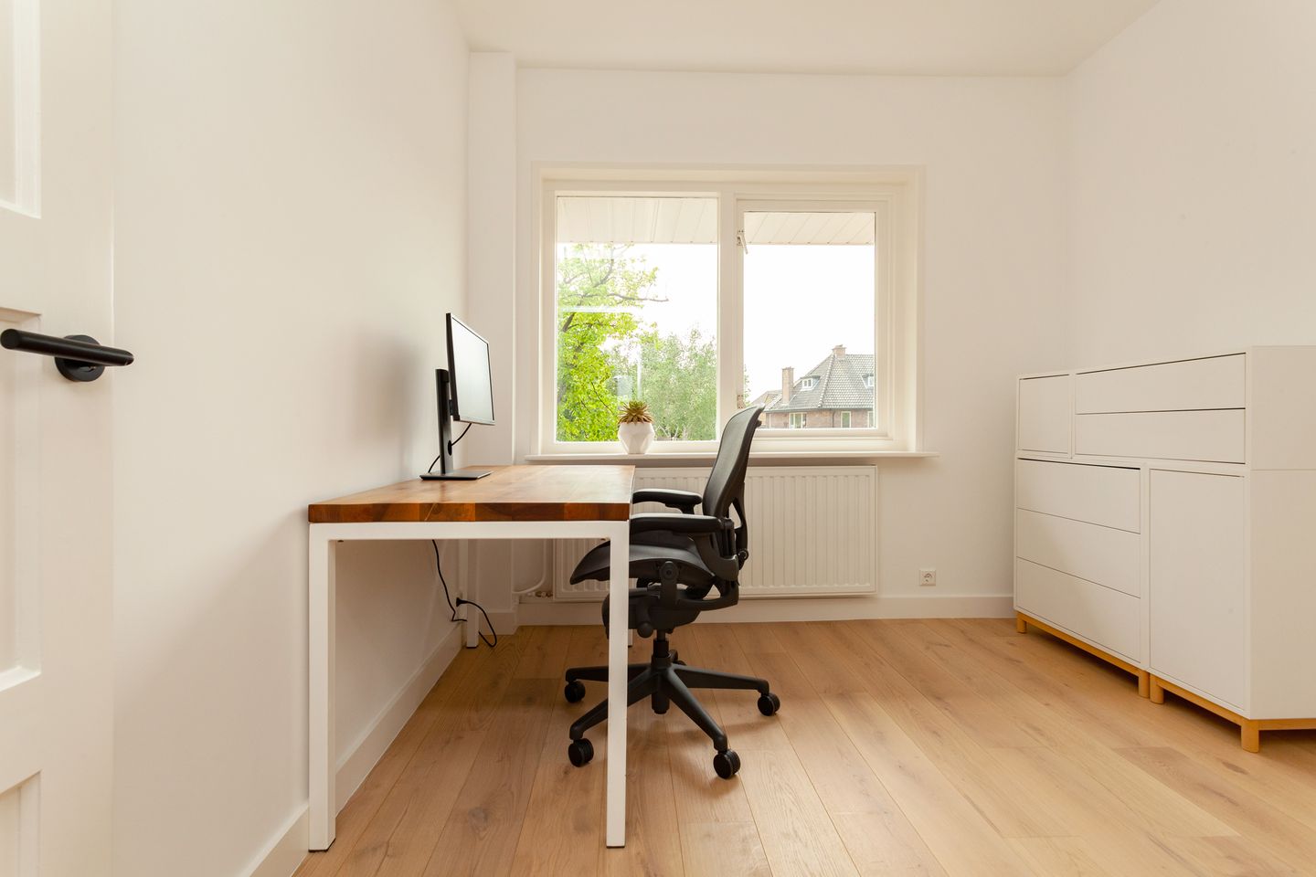 Foto 25 van Van Zuylen van Nijeveltstraat 196