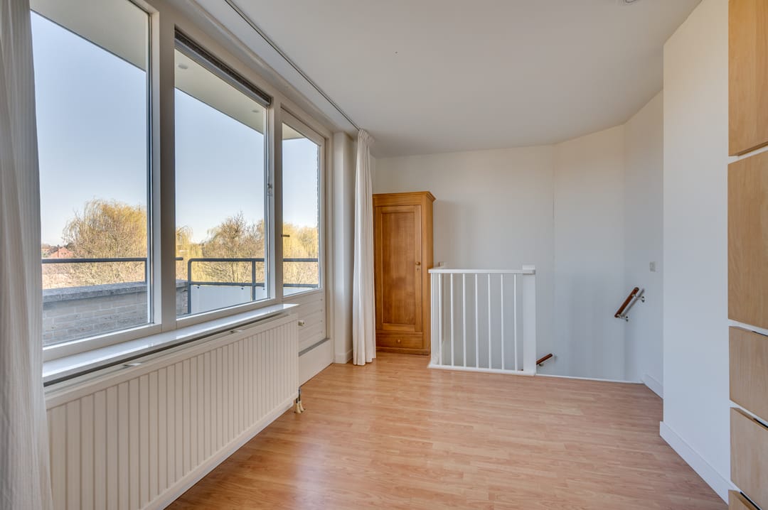 Foto 43 van Meidoornlaan 1