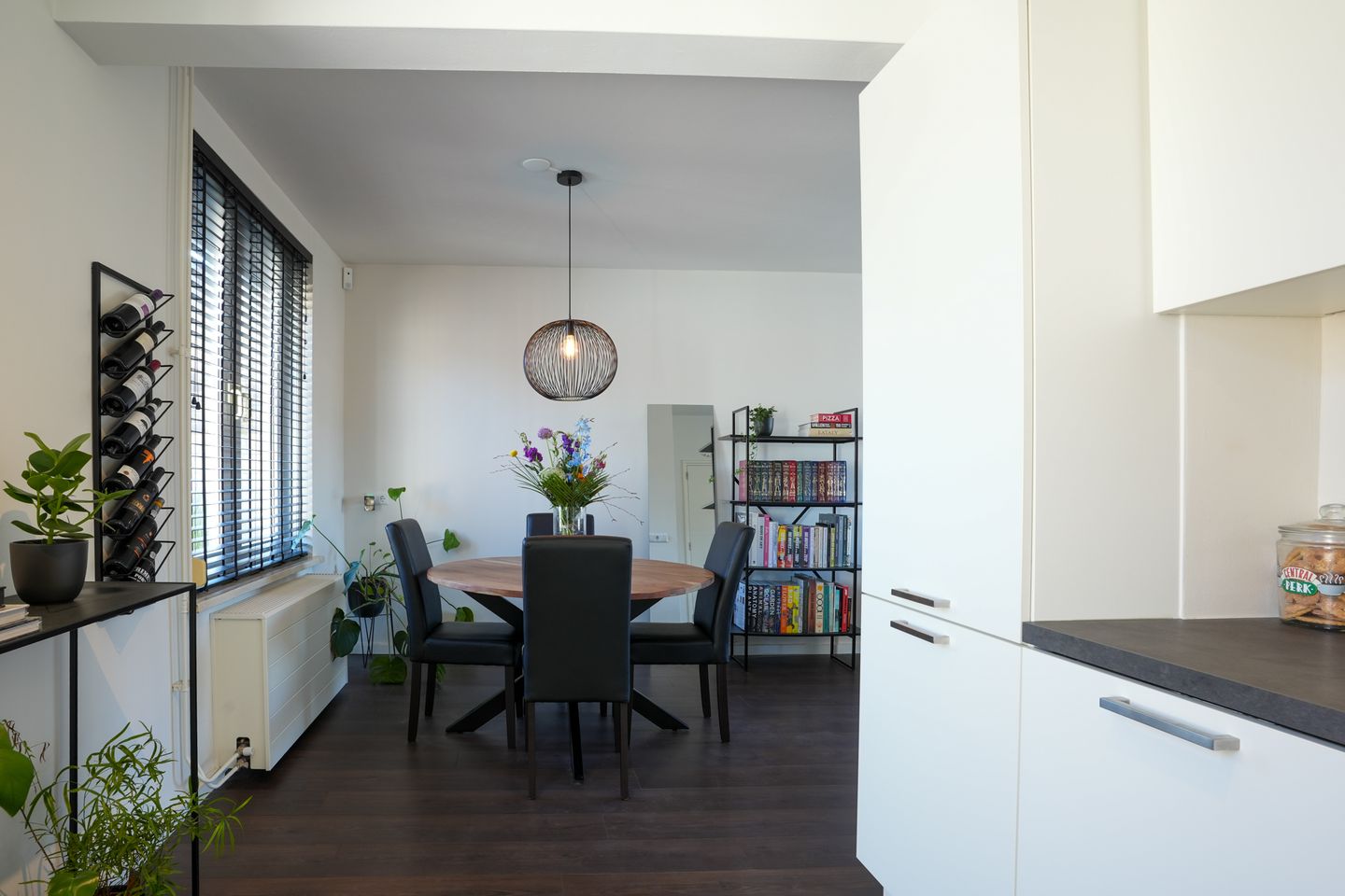 Foto 10 van Aalbersestraat 3