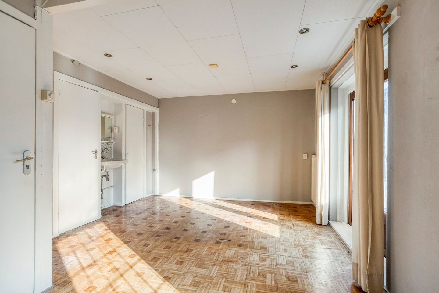 Photo 19 of Tesselschadestraat 92