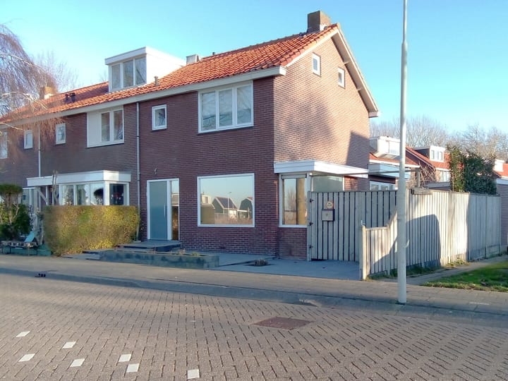 Photo 2 of Bestevaerstraat 61