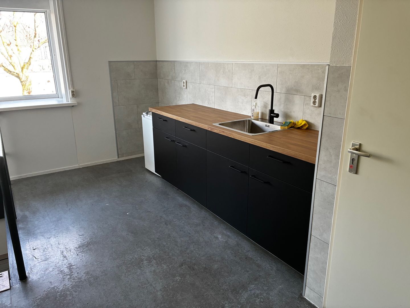 View photo 3 of Keersluisweg 7