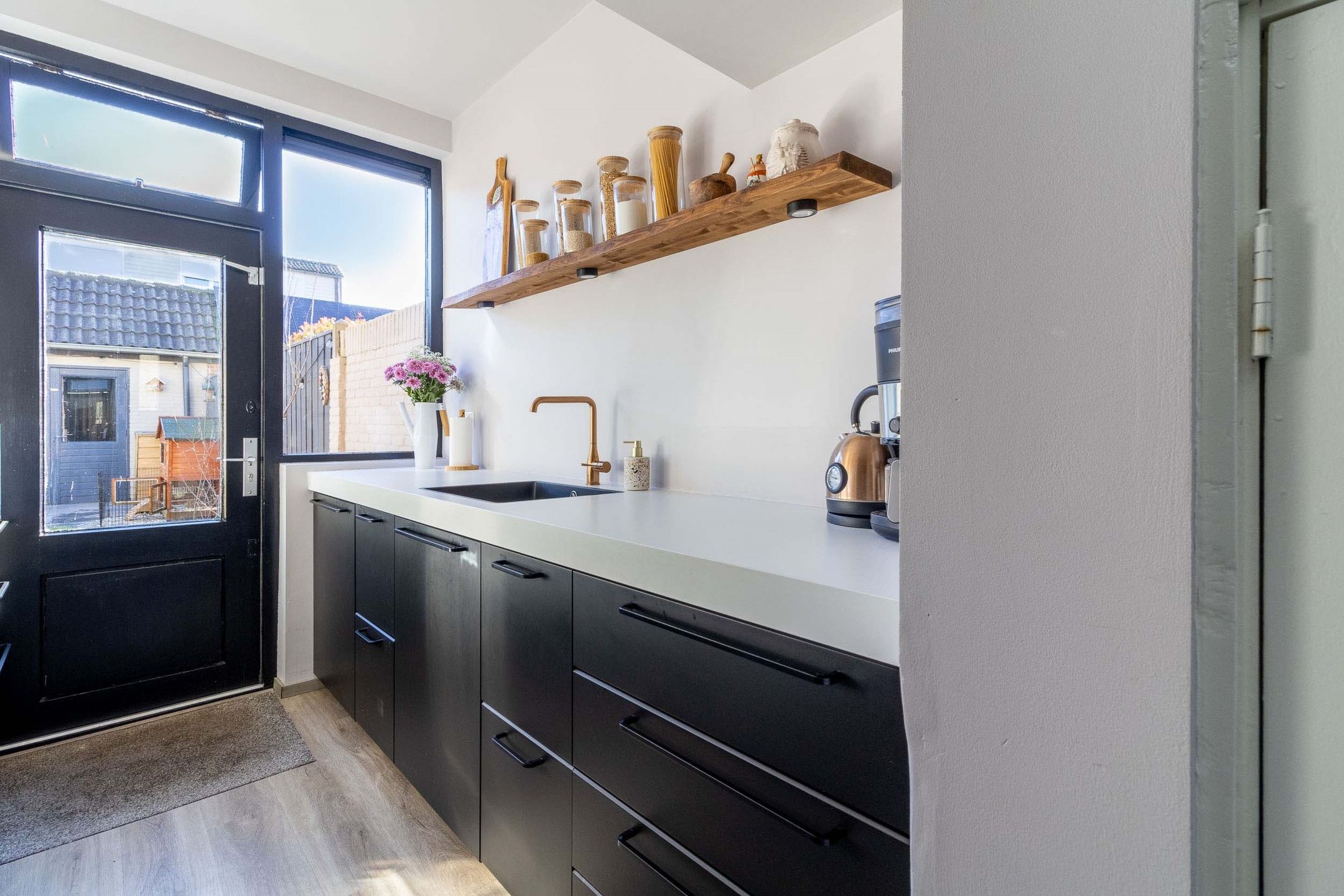 Foto 9 van Almarestraat 16