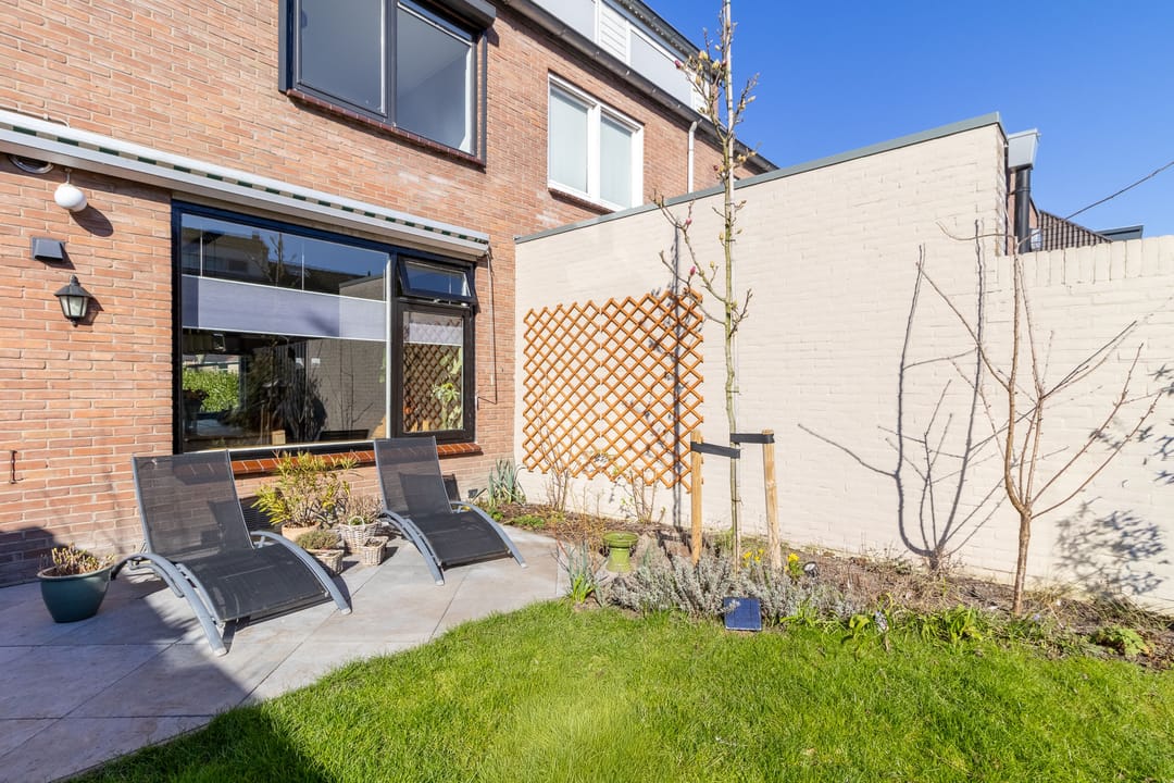 Foto 32 van Almarestraat 16