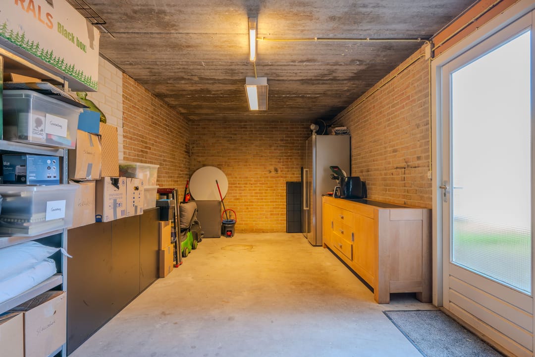 Photo 38 of Zilverschoon 9