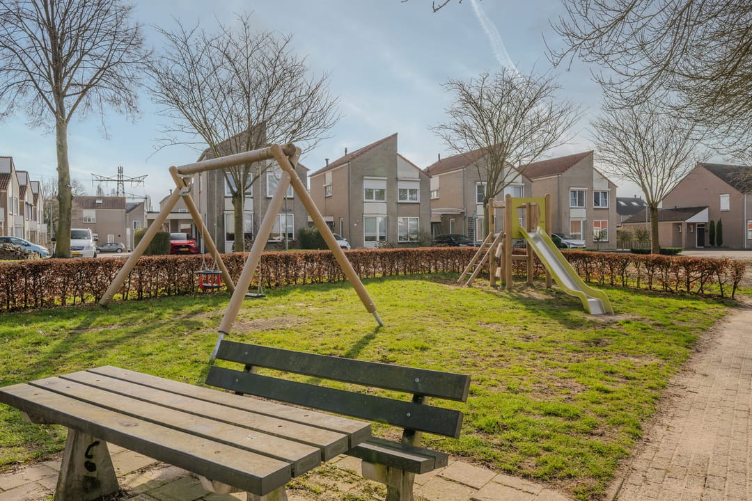 Photo 43 of Zilverschoon 9