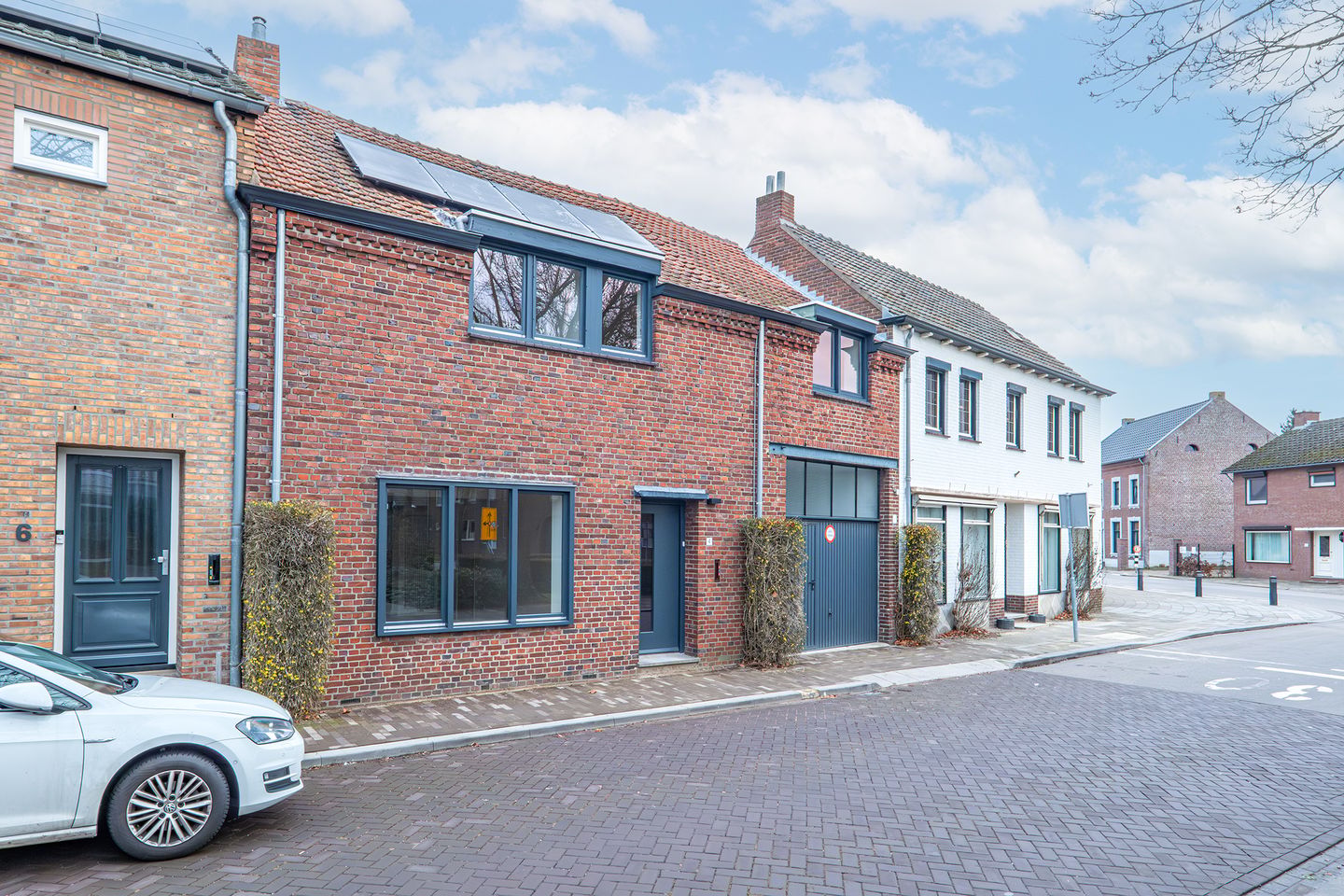Photo 4 of Eyckholtstraat 4