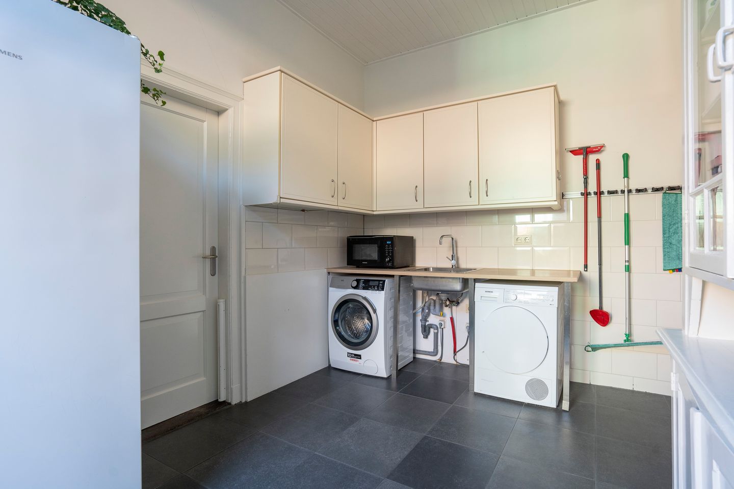 Photo 20 of Middelweg 7