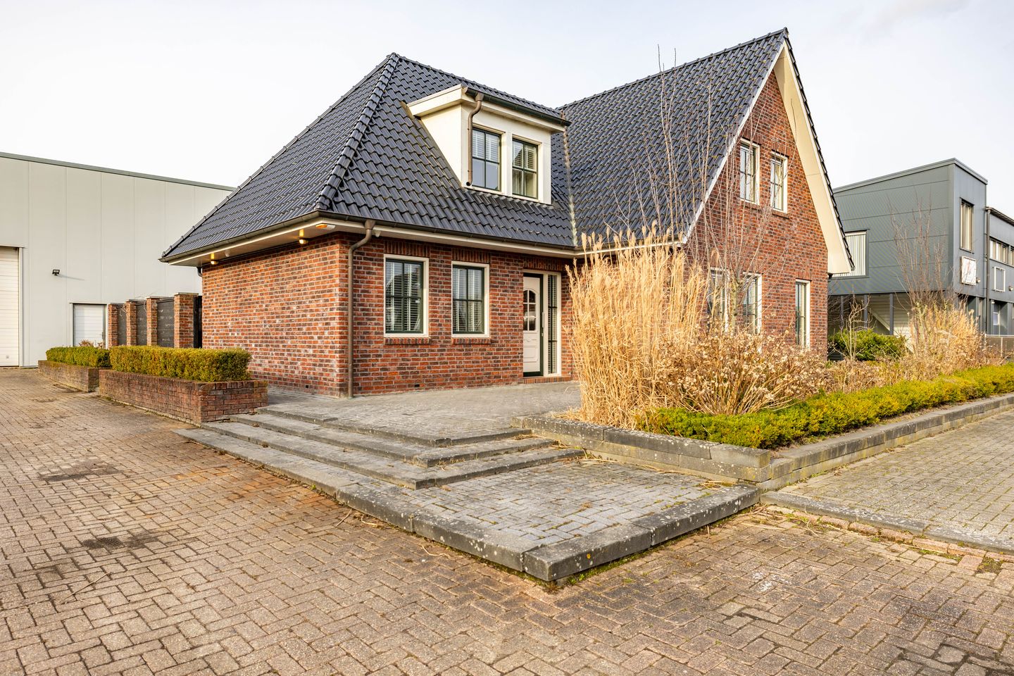 View photo 2 of Kattegat 34-36