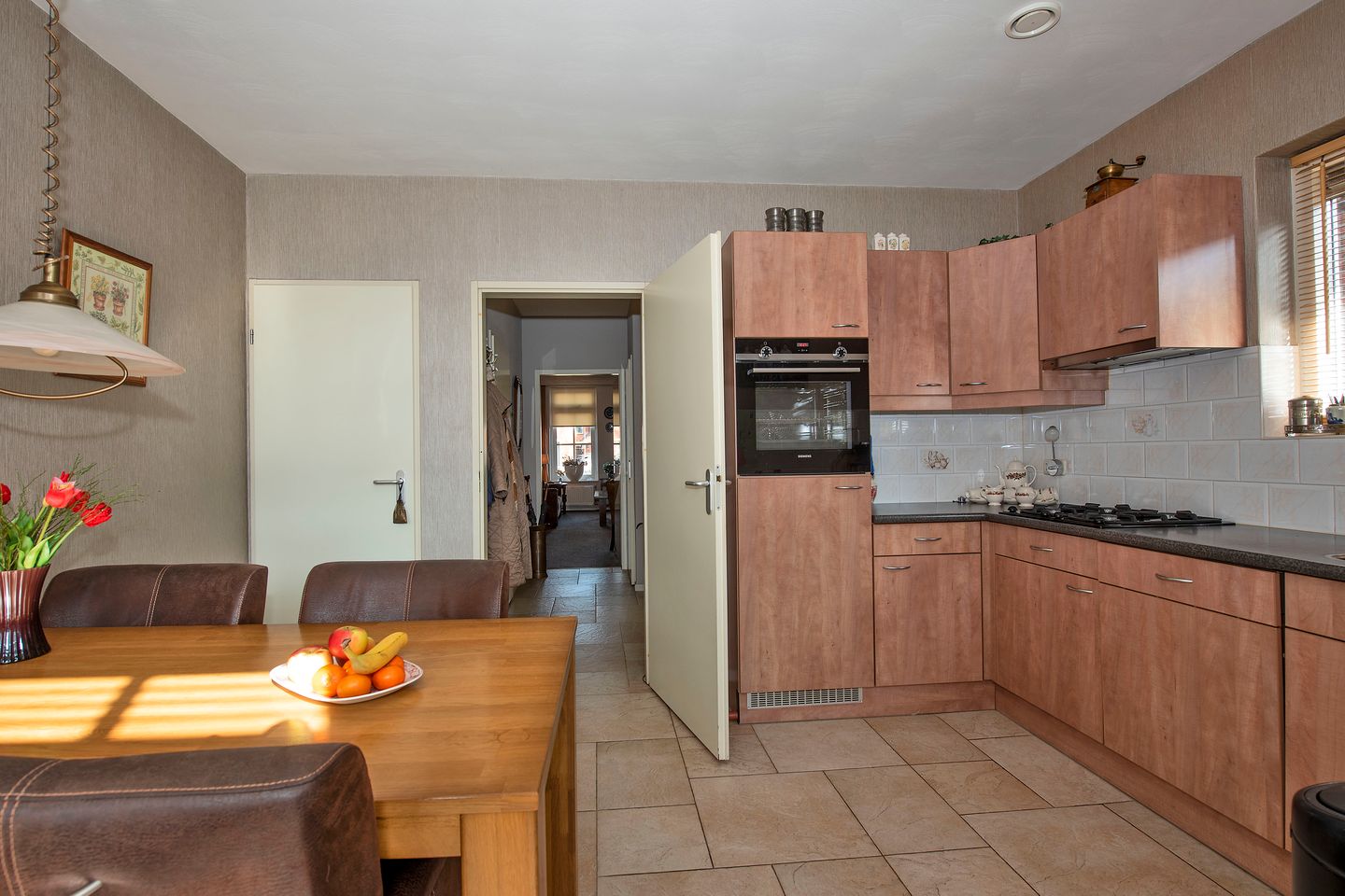 Photo 10 of Haarstraat 87