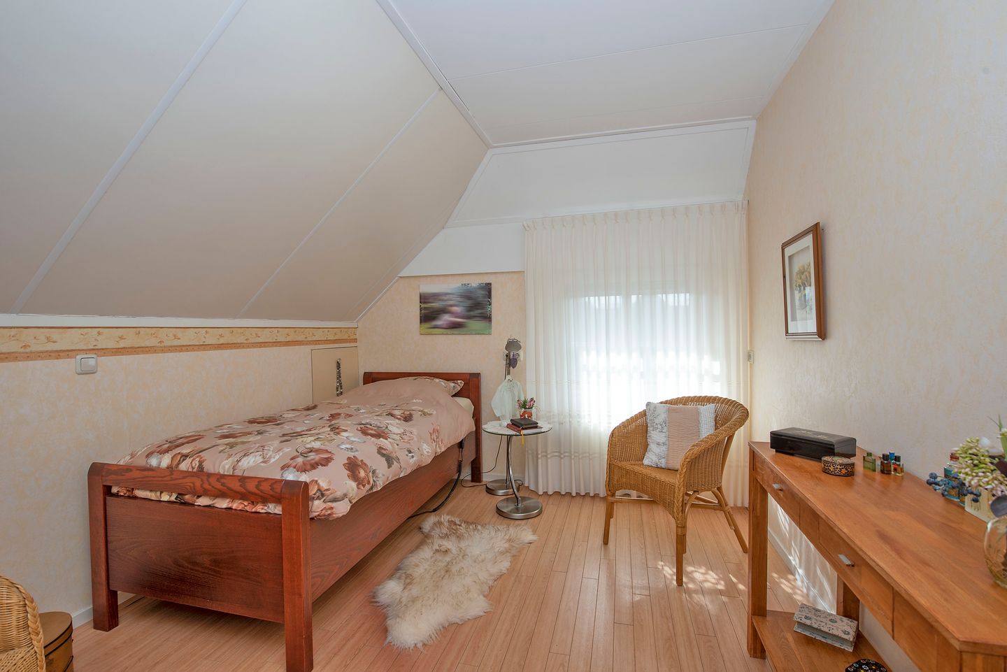 Photo 14 of Haarstraat 87