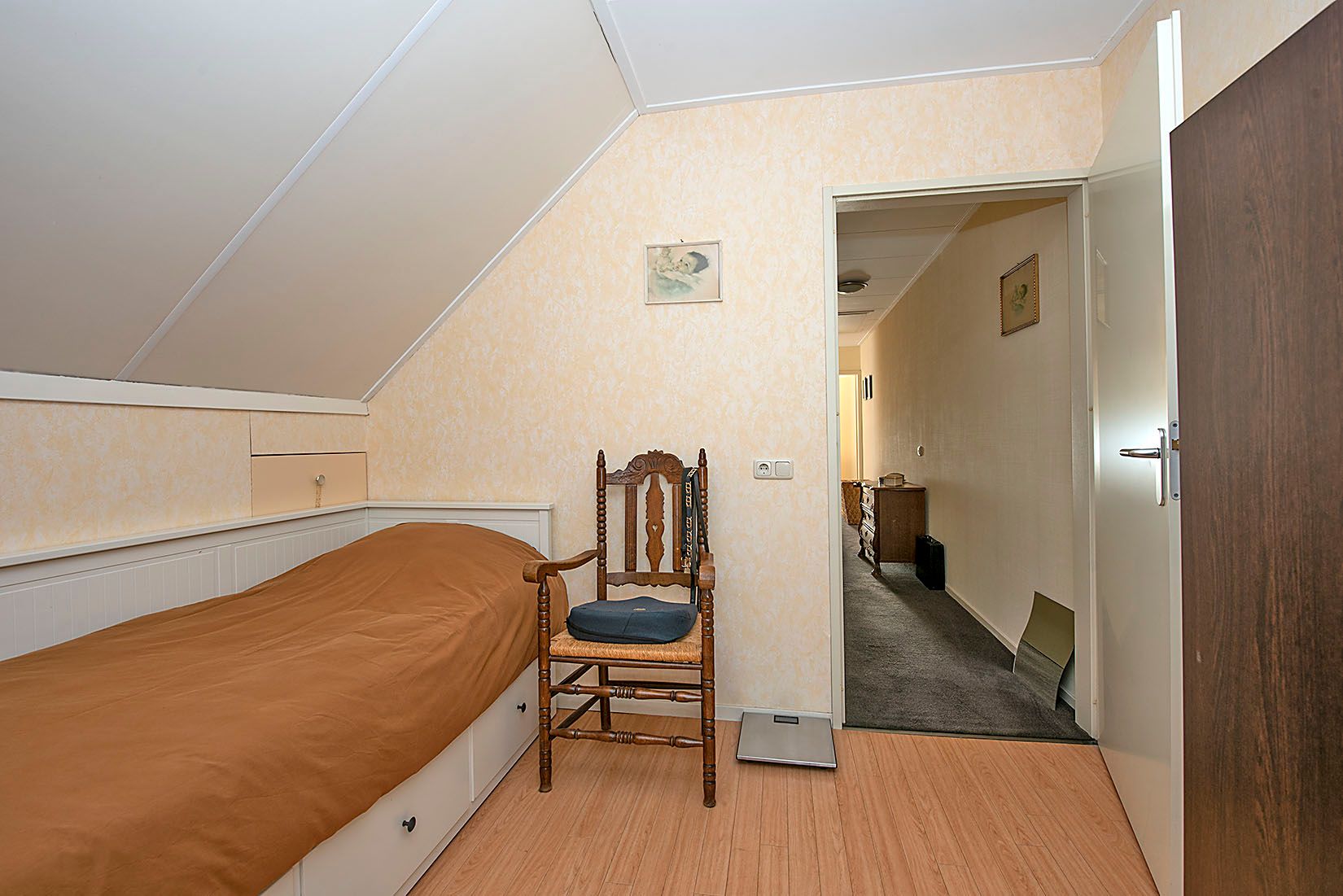 Photo 21 of Haarstraat 87