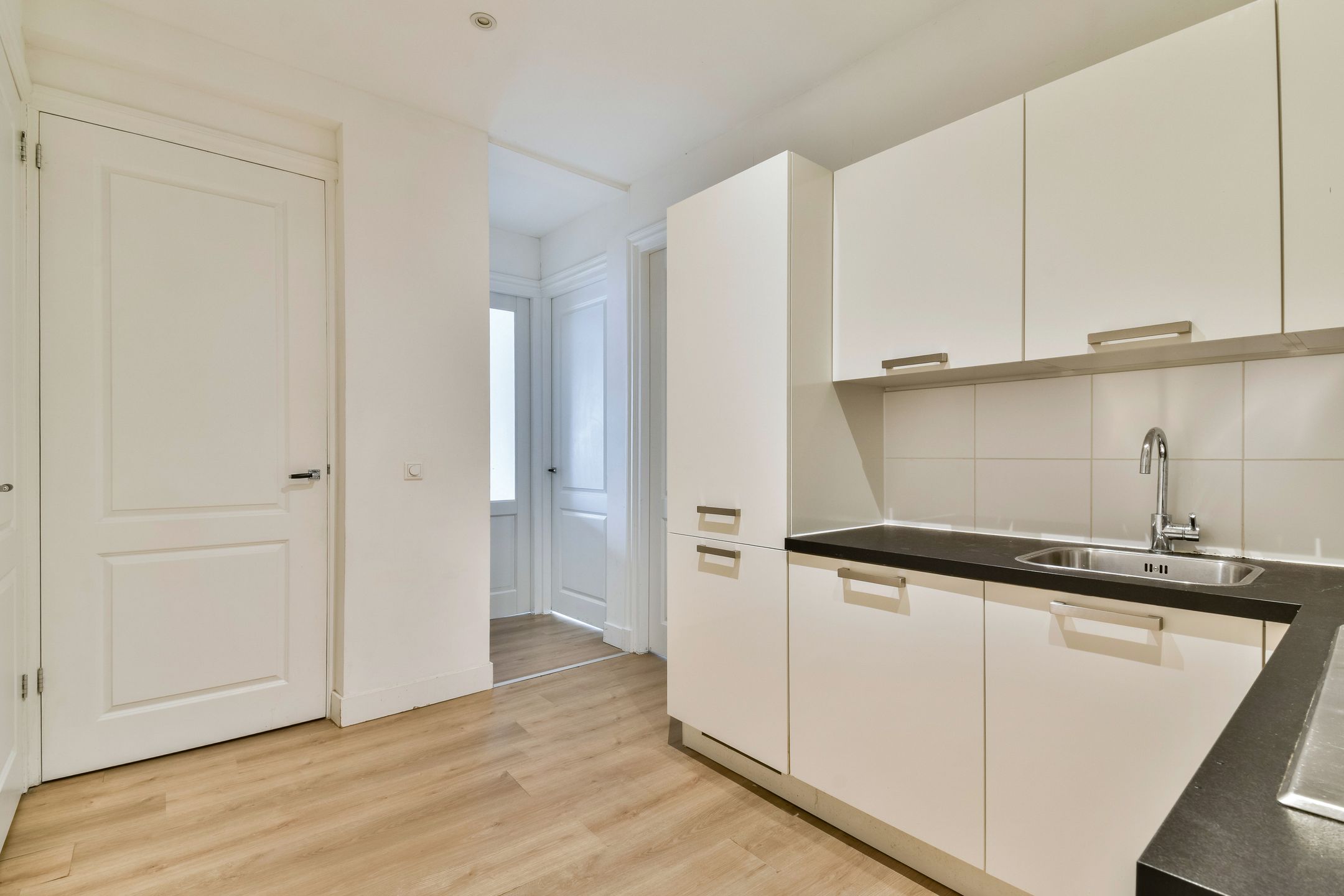 Photo 6 of Sanderijnstraat 60