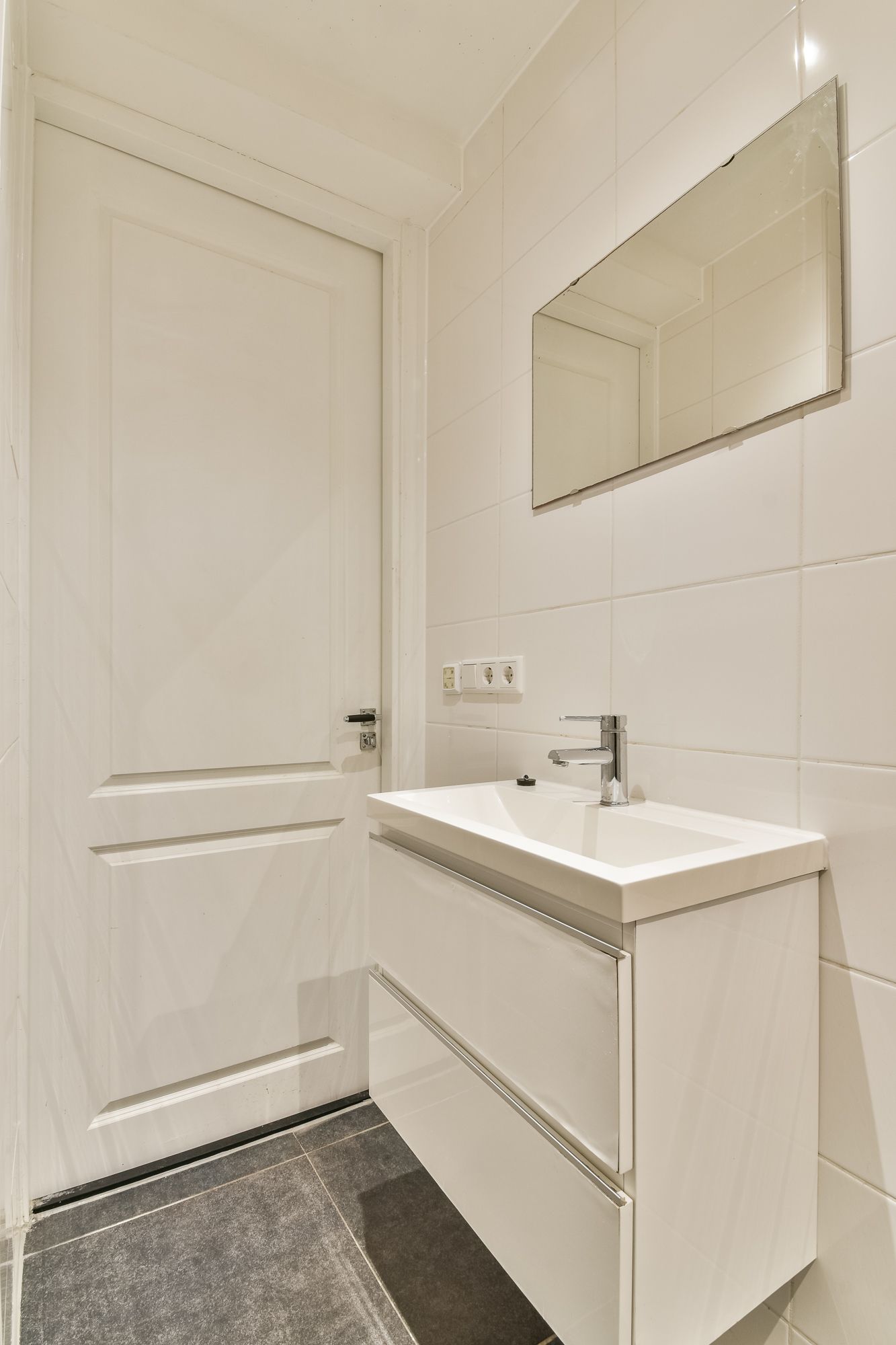 Photo 12 of Sanderijnstraat 60