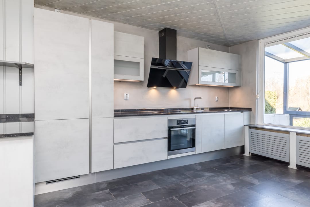 Photo 11 of Meuserstraat 114