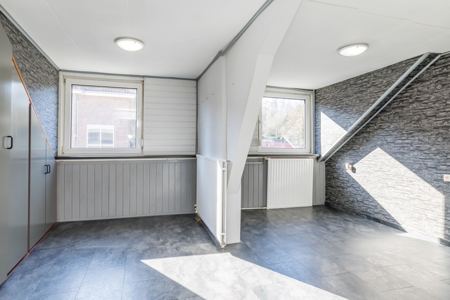 Photo 29 of Meuserstraat 114