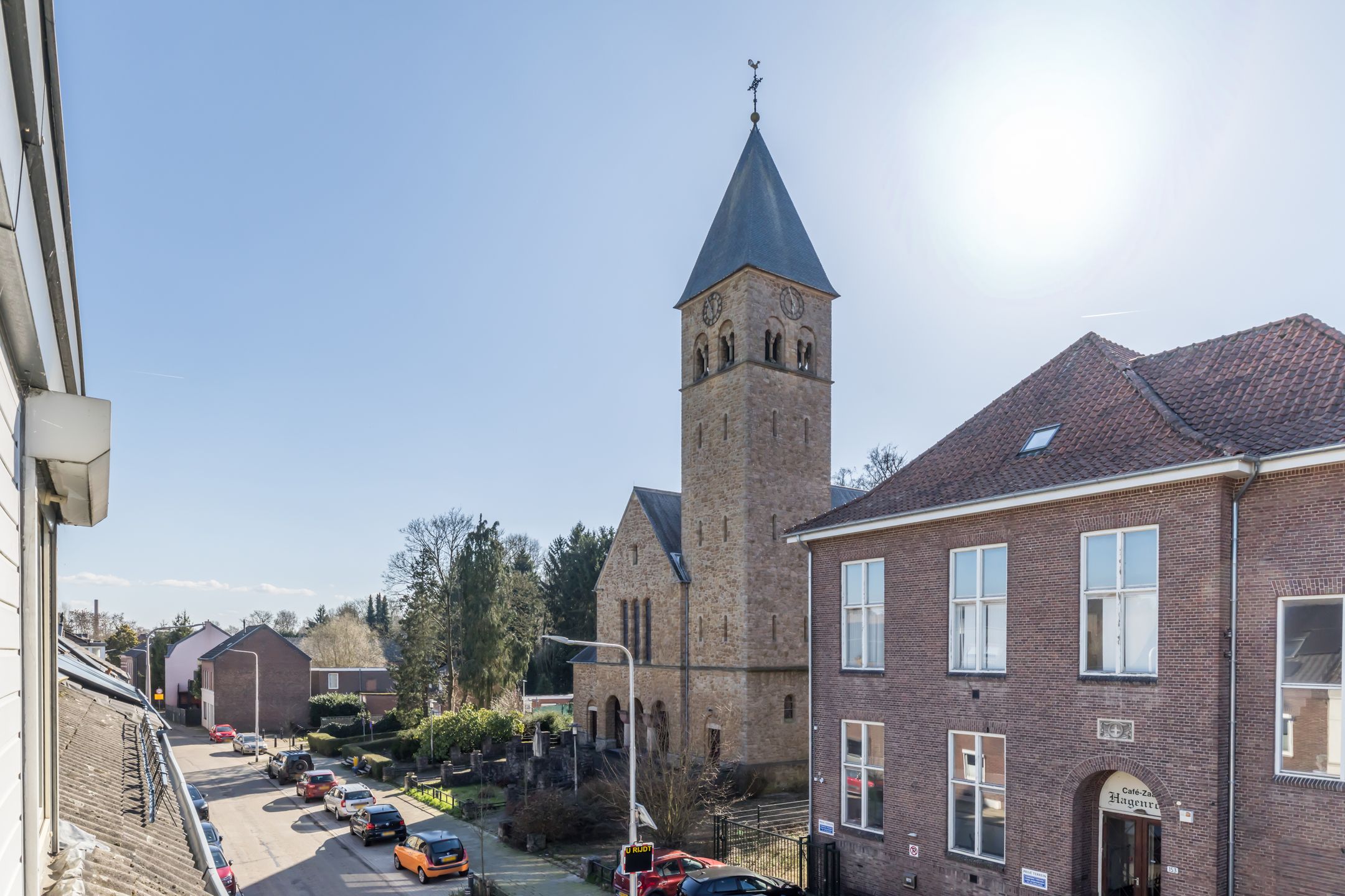 Photo 36 of Meuserstraat 114