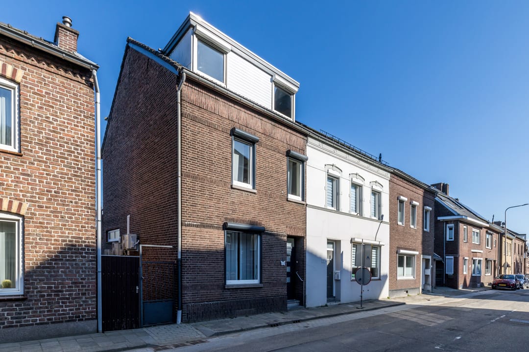 Photo 38 of Meuserstraat 114