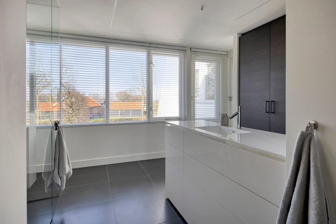 Photo 41 of Lageweg 36