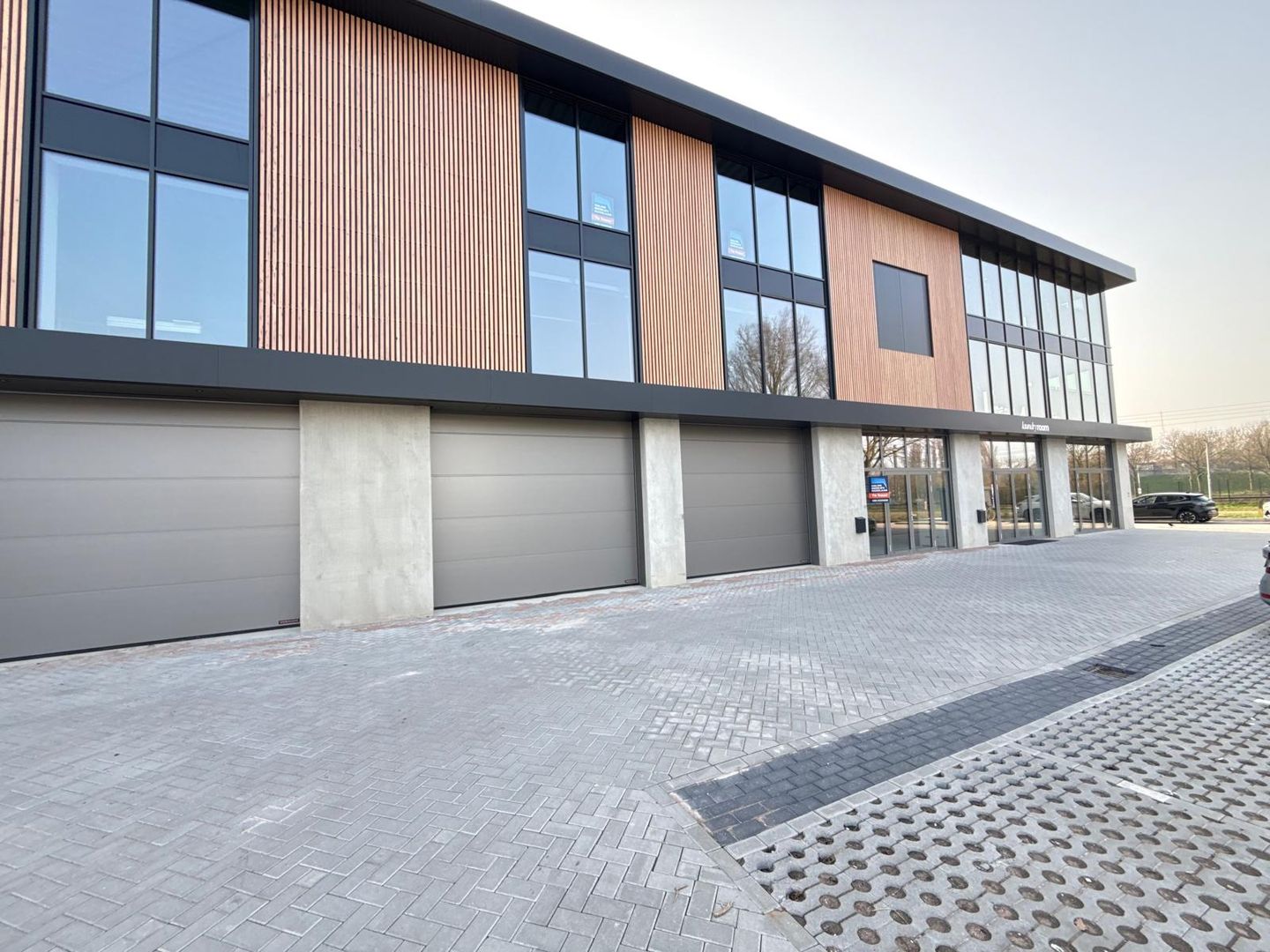 View photo 2 of Databankweg 3-B