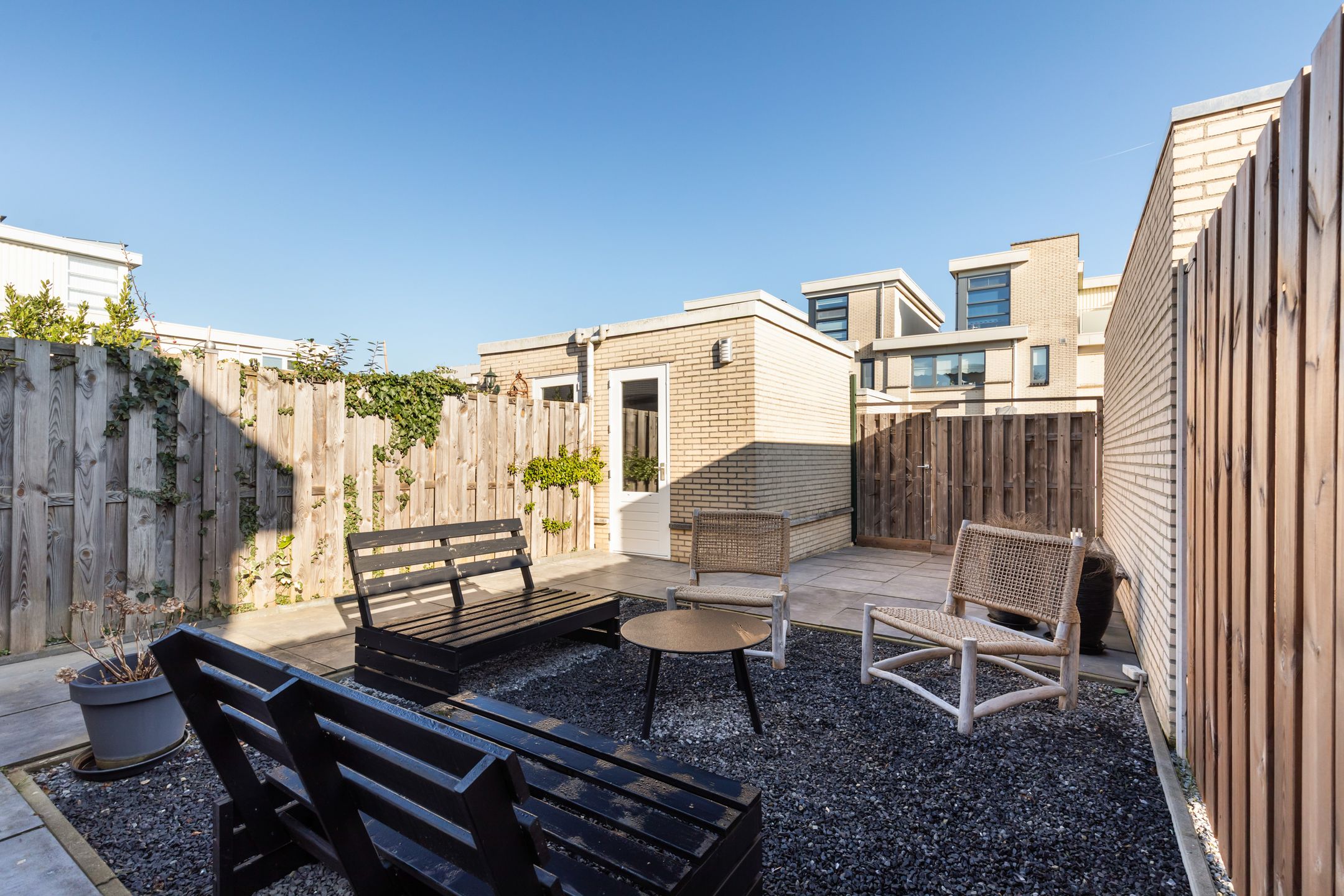 Foto 39 van Iroko 267