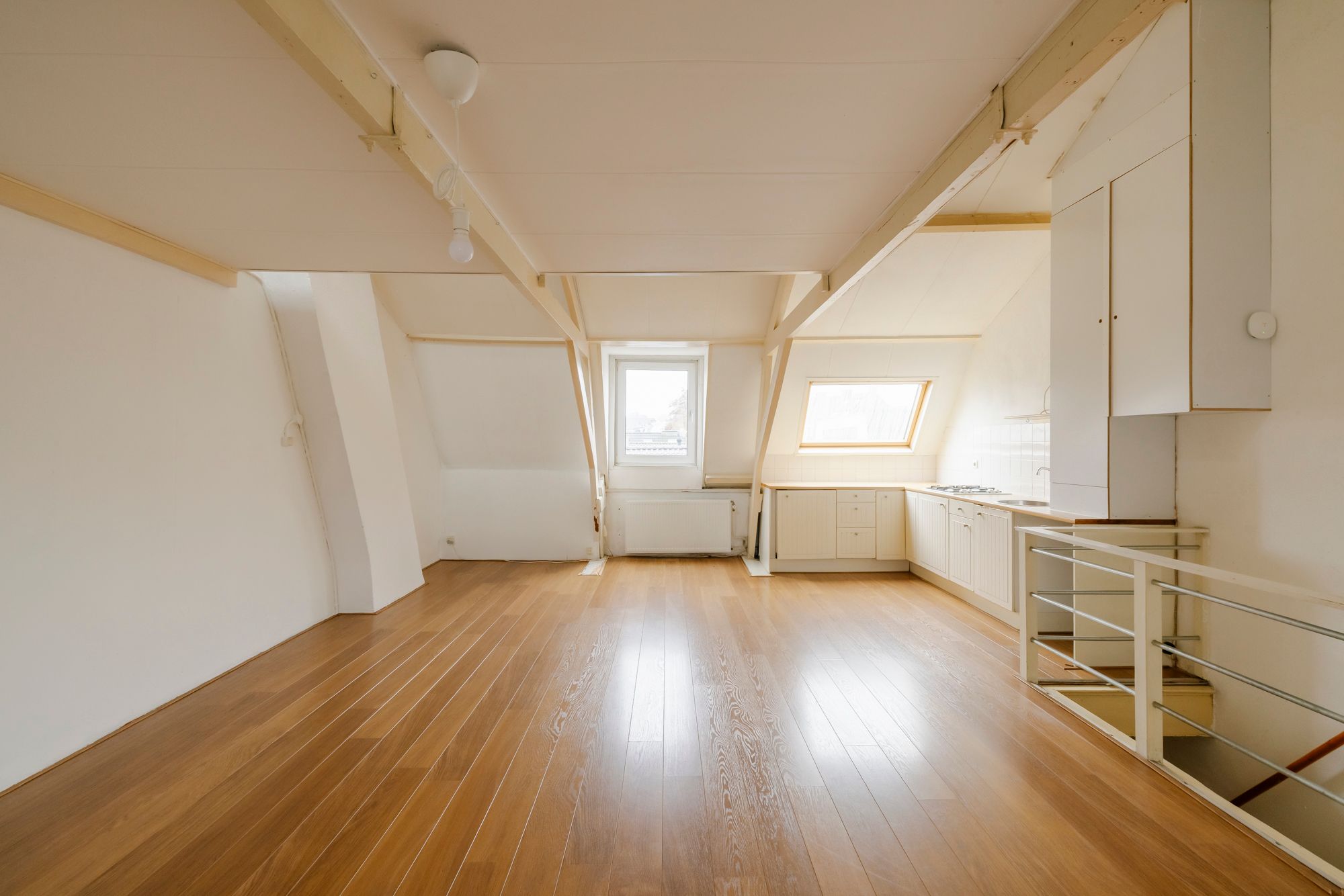 Photo 9 of Generaal Joubertstraat 13-B