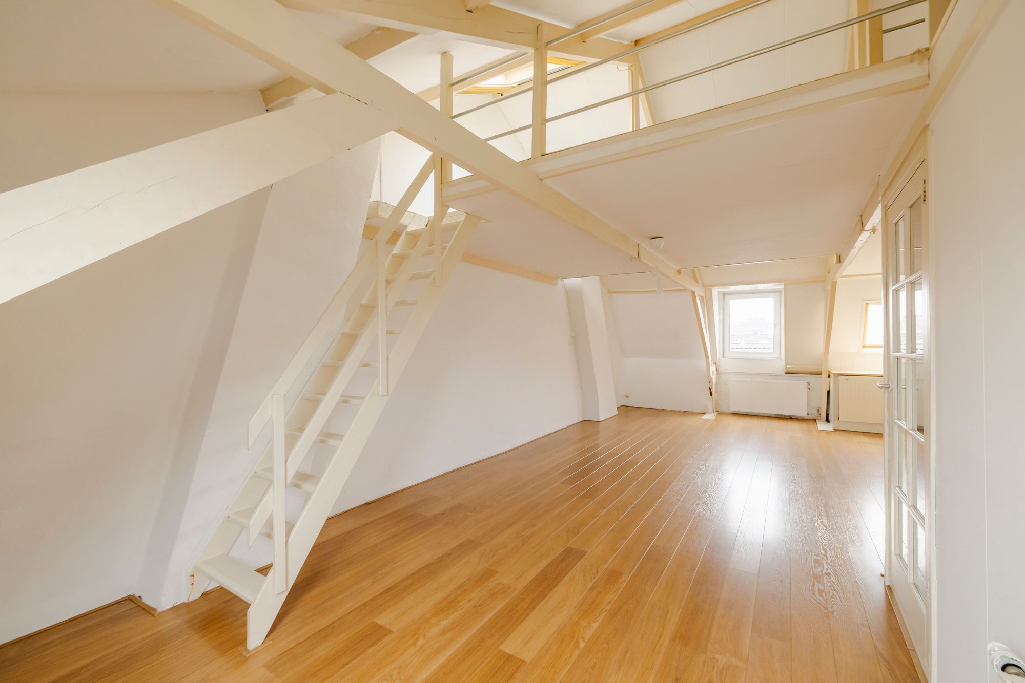 Photo 12 of Generaal Joubertstraat 13-B