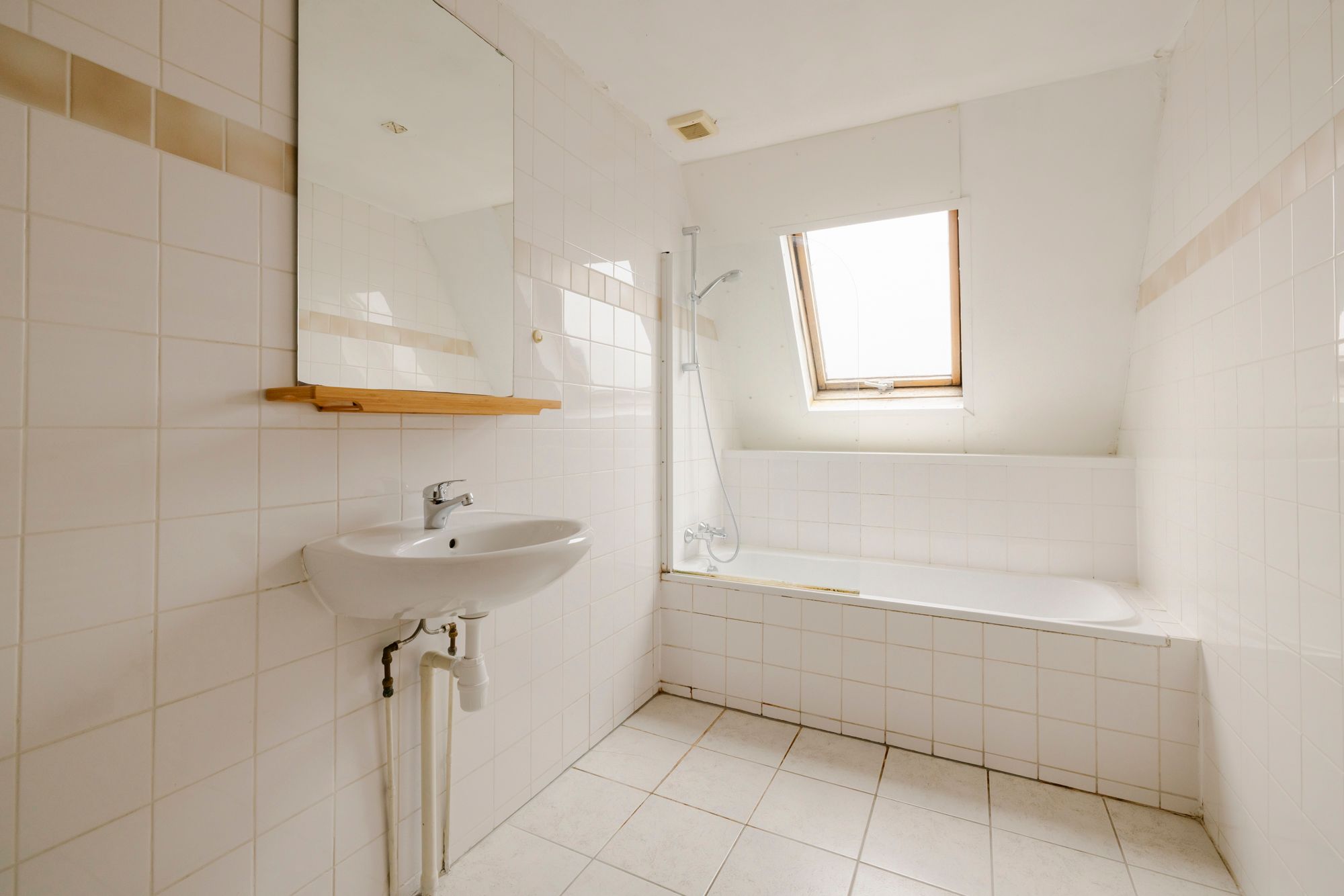 Photo 15 of Generaal Joubertstraat 13-B
