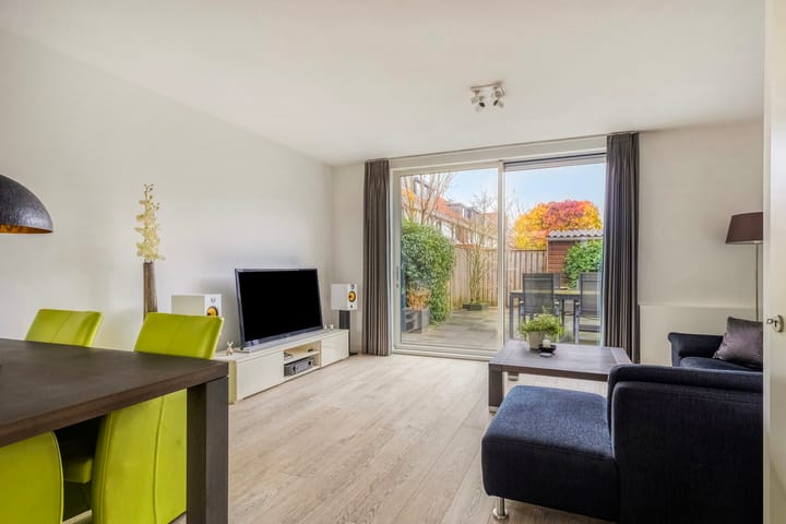 Photo 2 of Hélène Swarthstraat 8