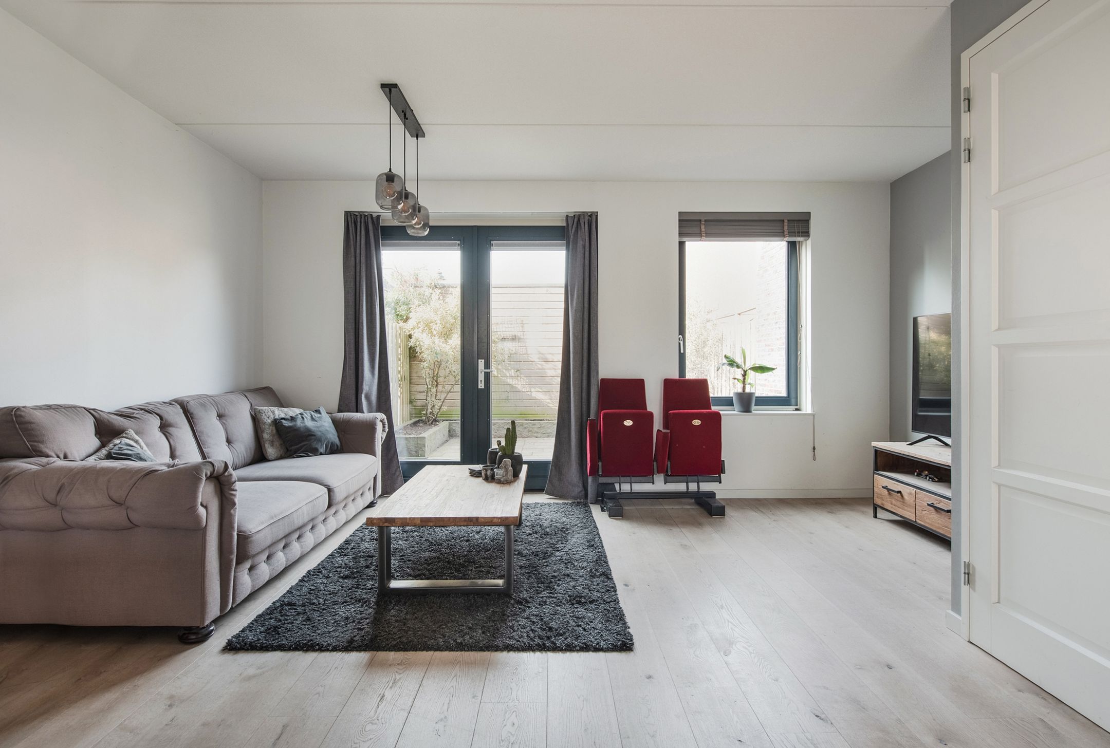 Foto 3 van Poeloever 20