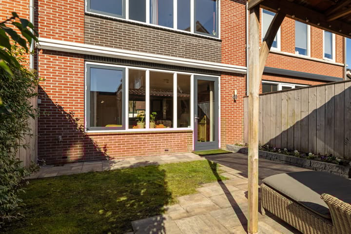 Photo 2 of Hoefslag 15