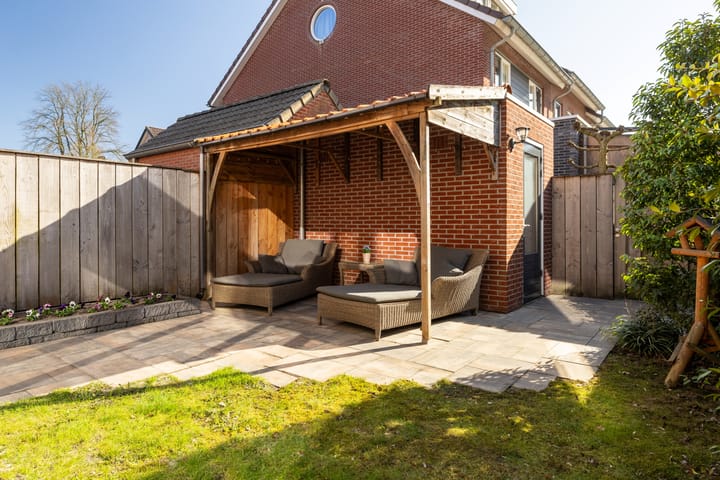 Photo 3 of Hoefslag 15