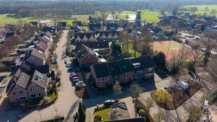 Photo 4 of Hoefslag 15