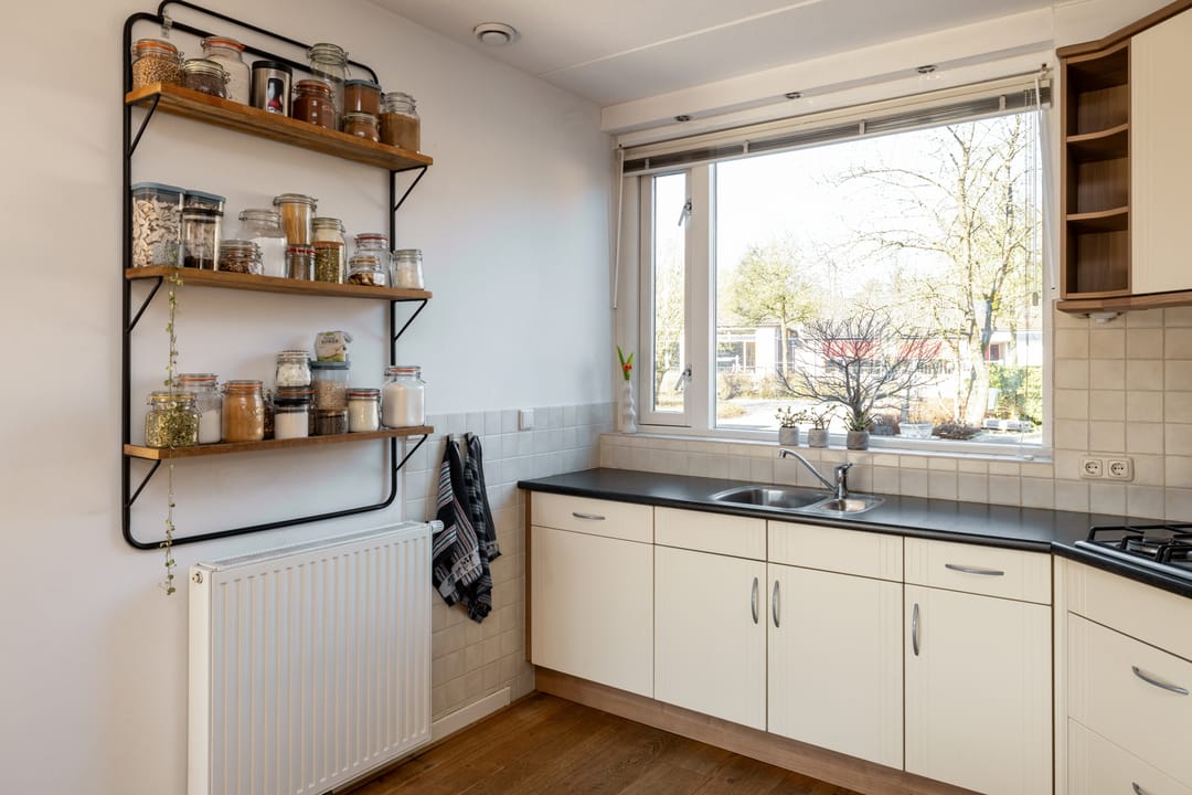 Spacious Terraced House with Veranda and Storage in Child-Friendly Hulshorst — 16