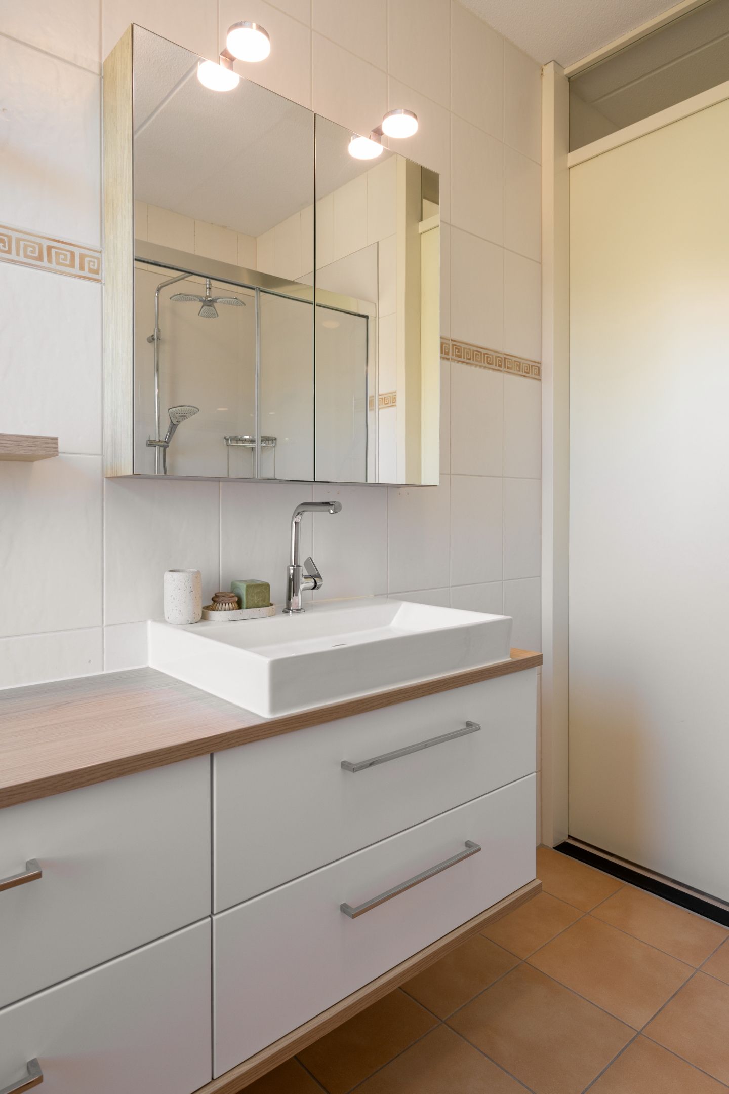 Spacious Terraced House with Veranda and Storage in Child-Friendly Hulshorst — 24