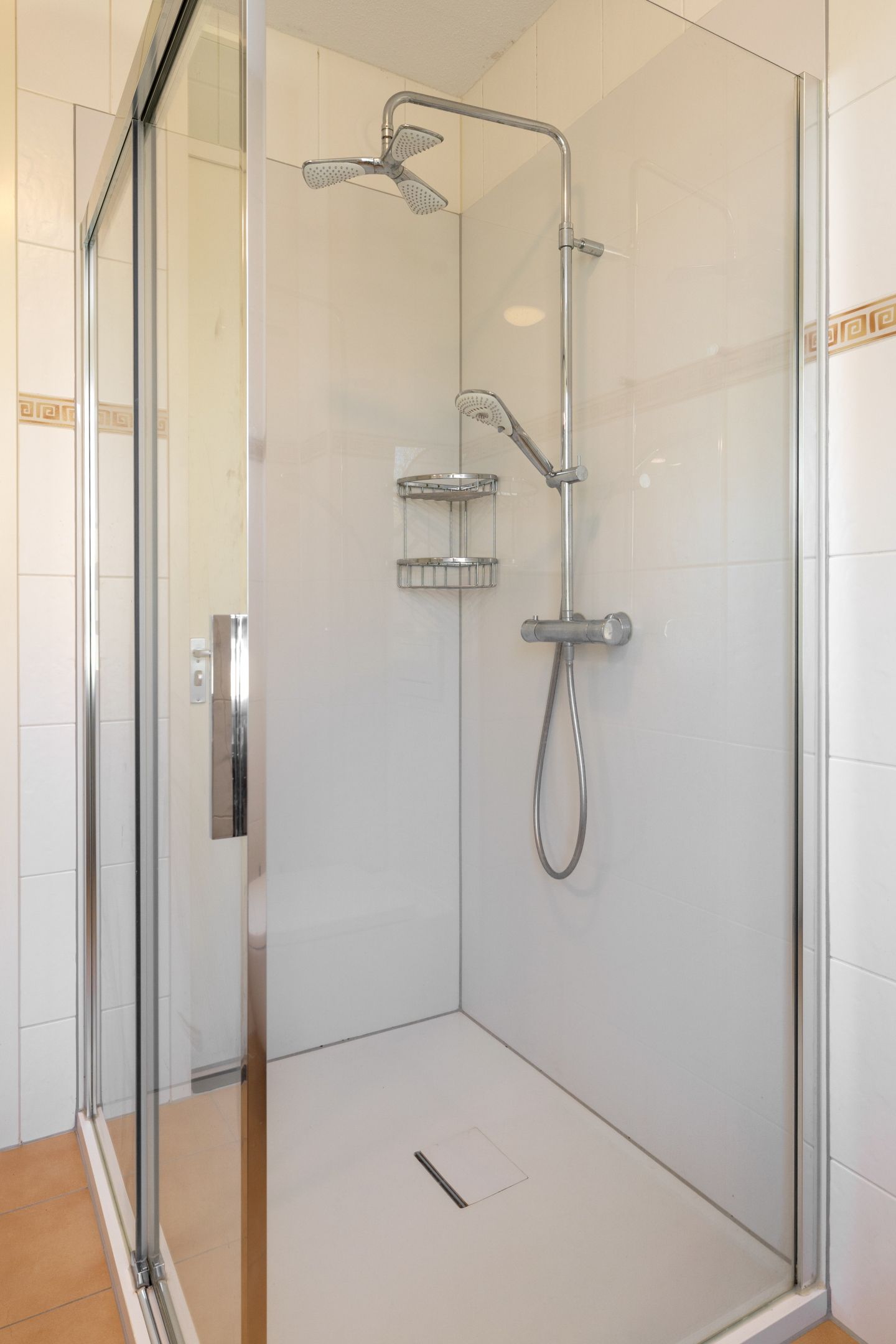 Spacious Terraced House with Veranda and Storage in Child-Friendly Hulshorst — 25