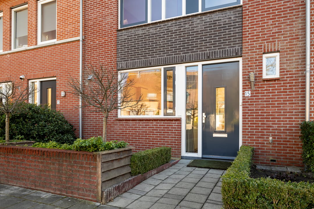 Spacious Terraced House with Veranda and Storage in Child-Friendly Hulshorst — 36