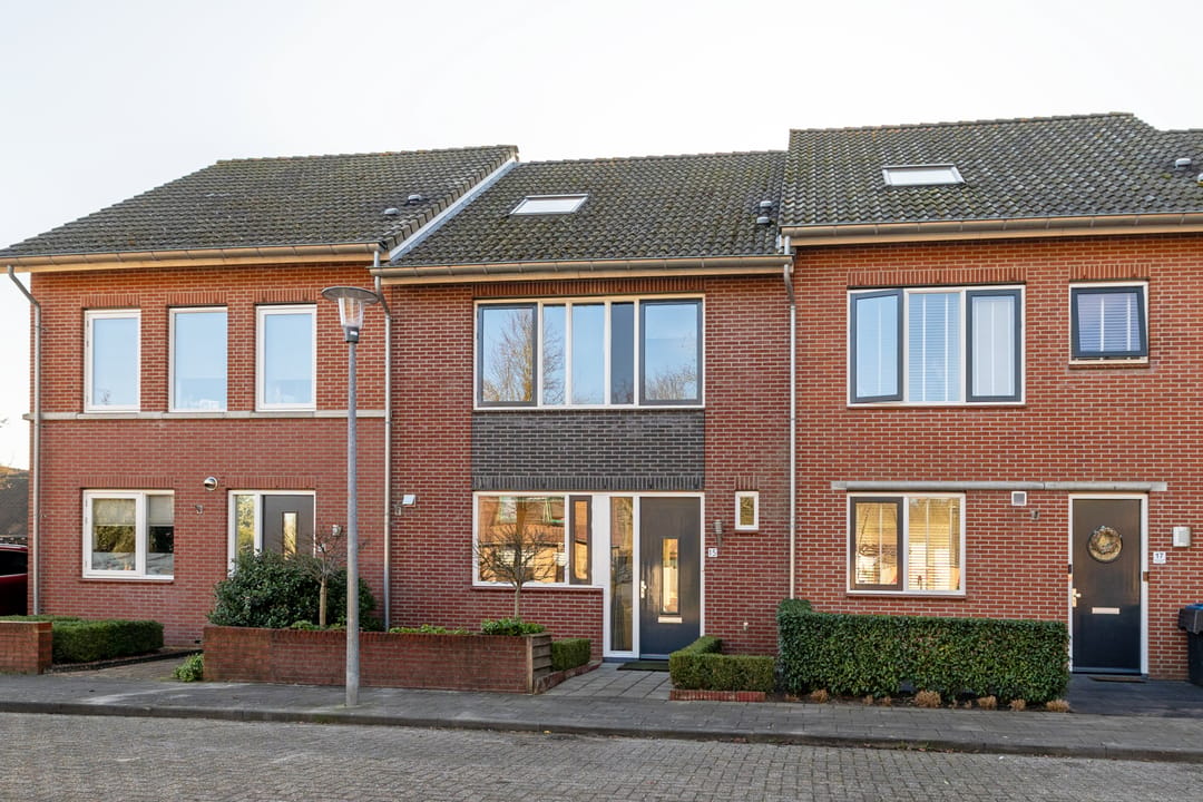 Spacious Terraced House with Veranda and Storage in Child-Friendly Hulshorst — 37