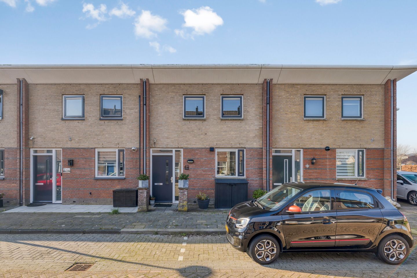 Photo 1 of Marguerite Durasstraat 4