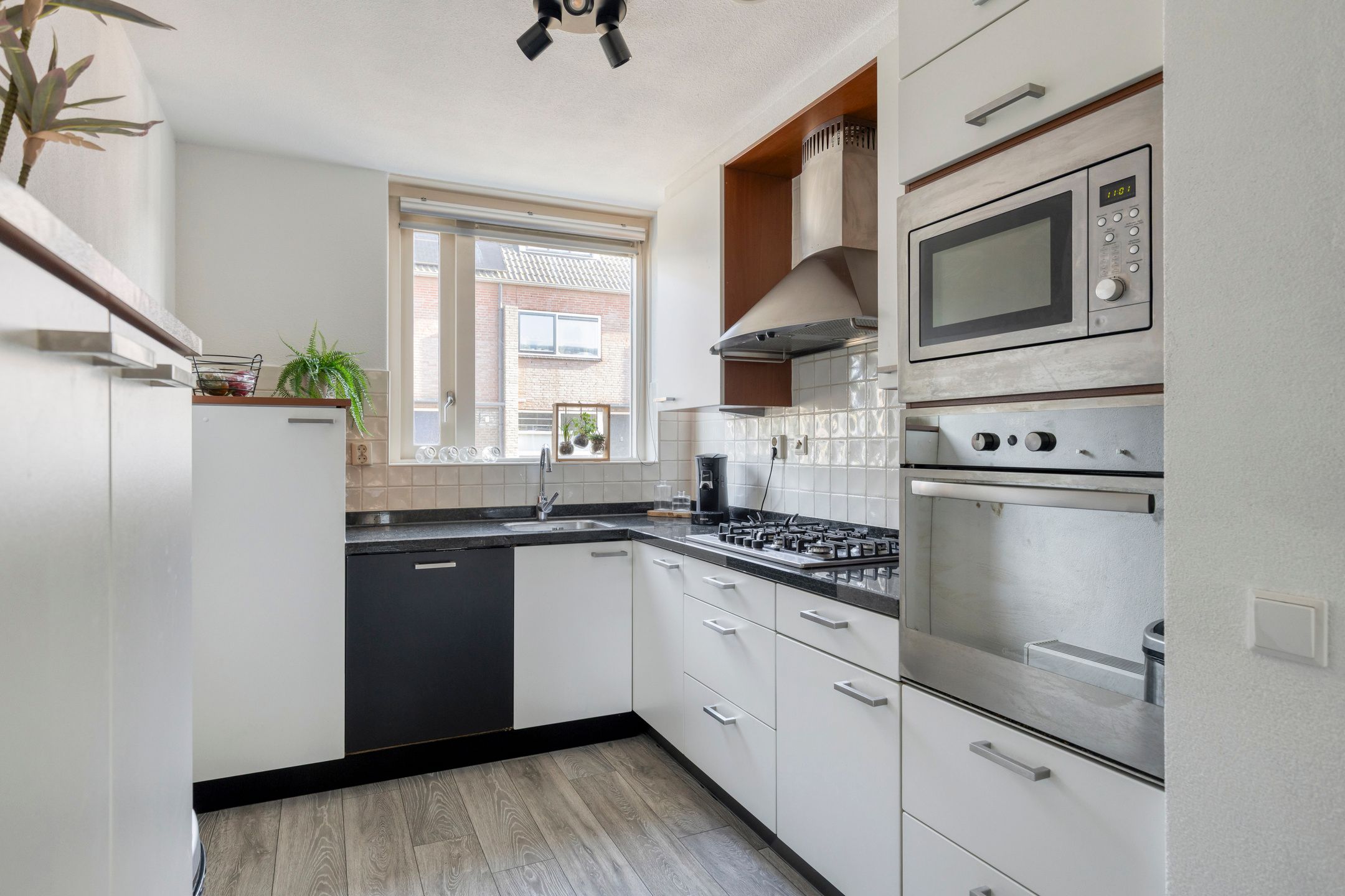 Photo 6 of Marguerite Durasstraat 4