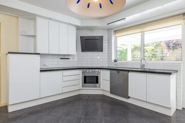 Foto 2 van Steve Bikostraat 35