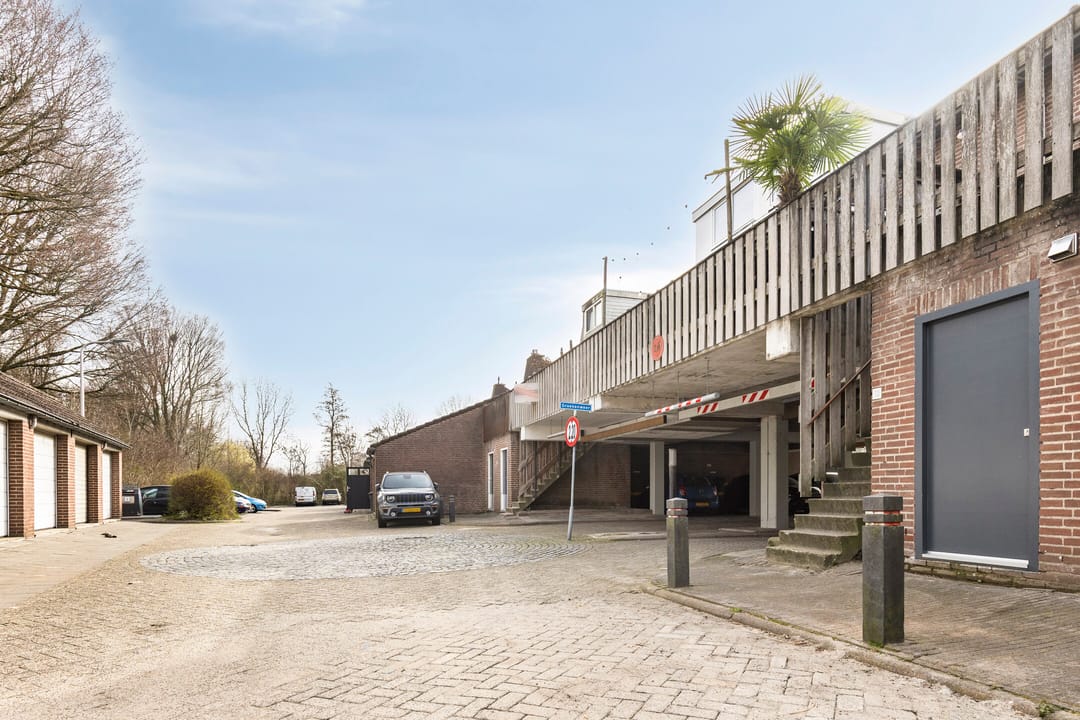 Photo 32 of Reinenweer 10