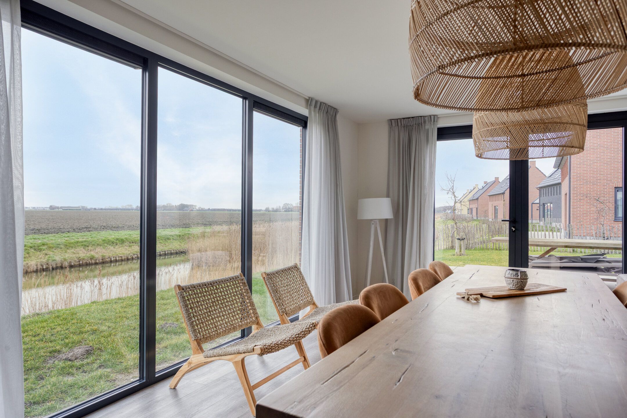 4-bedroom freehold villa in Wolphaartsdijk — photo 3 of 5
