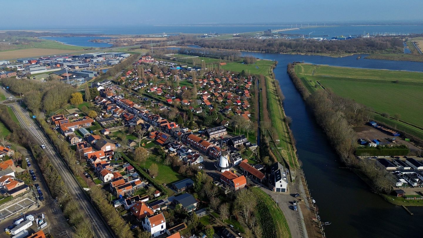 Foto 35 van Mr Iman Caustraat 32