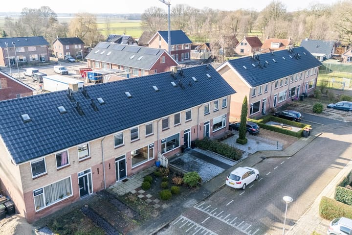 Photo 2 of Dokter Boomstraat 26