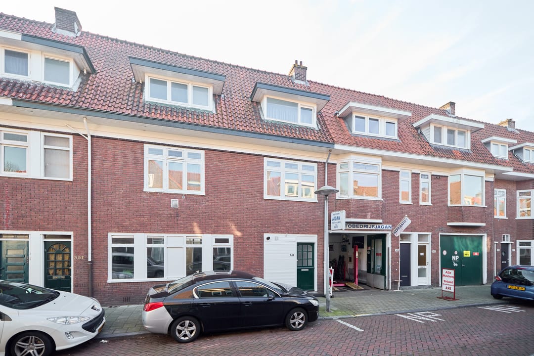 Spacious Ground Floor Apartment with Cellar in Popular Zuilen Neighborhood — 22