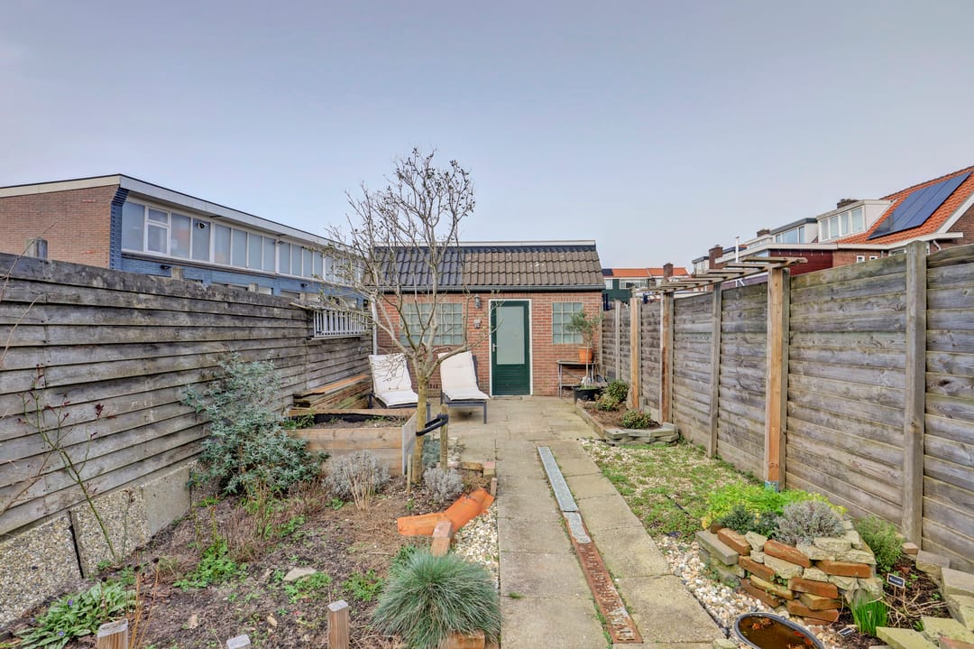 Photo 28 of Prins Bernhardstraat 57