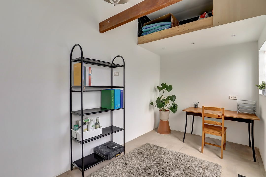 Photo 31 of Prins Bernhardstraat 57